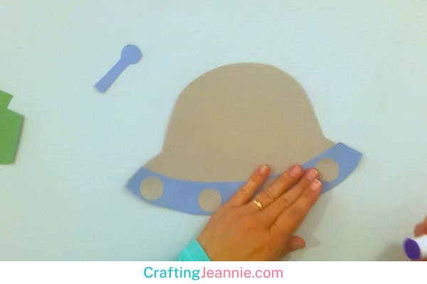 gluing circles onto the UFO craft