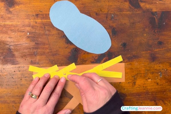 step 3 - glue the straw into the manger